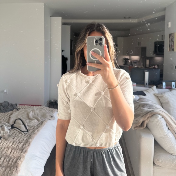 MINKPINK Cream Textured Knit Top - Picture 1 of 3